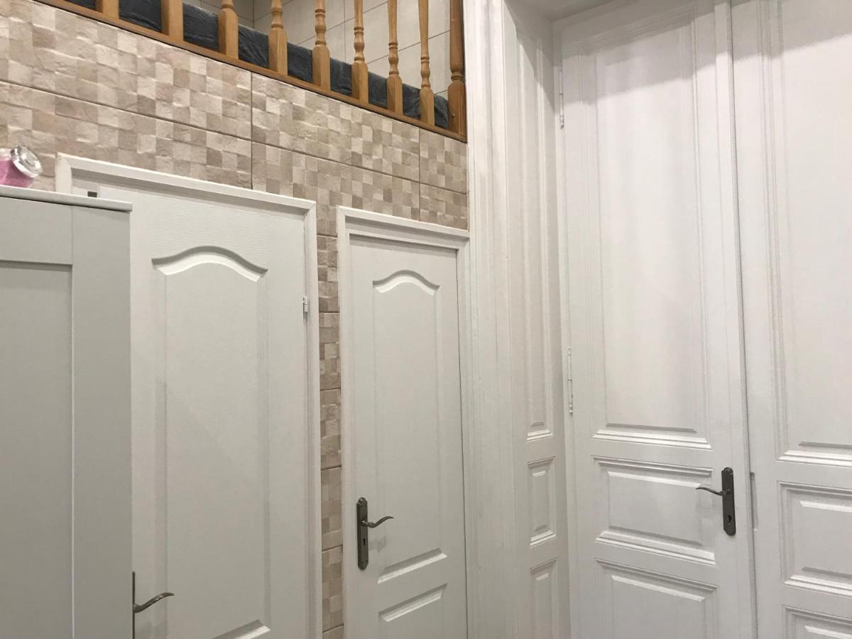 Mora Apartman 2 Kiskunfélegyháza Esterno foto