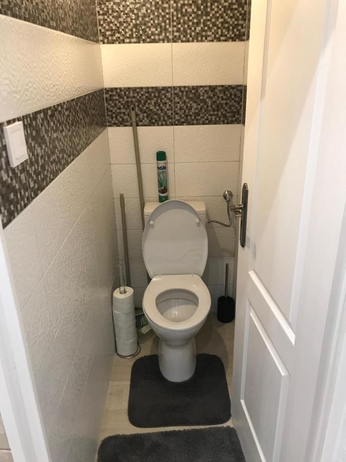 Mora Apartman 2 Kiskunfélegyháza Esterno foto