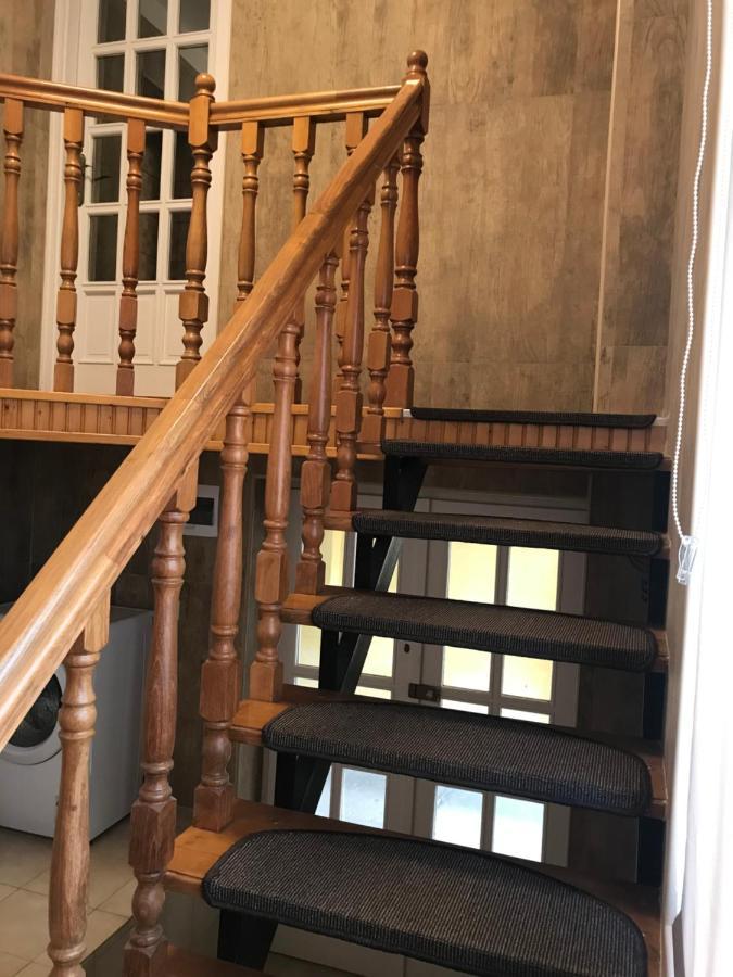 Mora Apartman 2 Kiskunfélegyháza Esterno foto