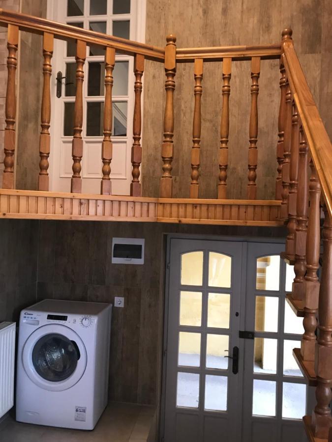 Mora Apartman 2 Kiskunfélegyháza Esterno foto